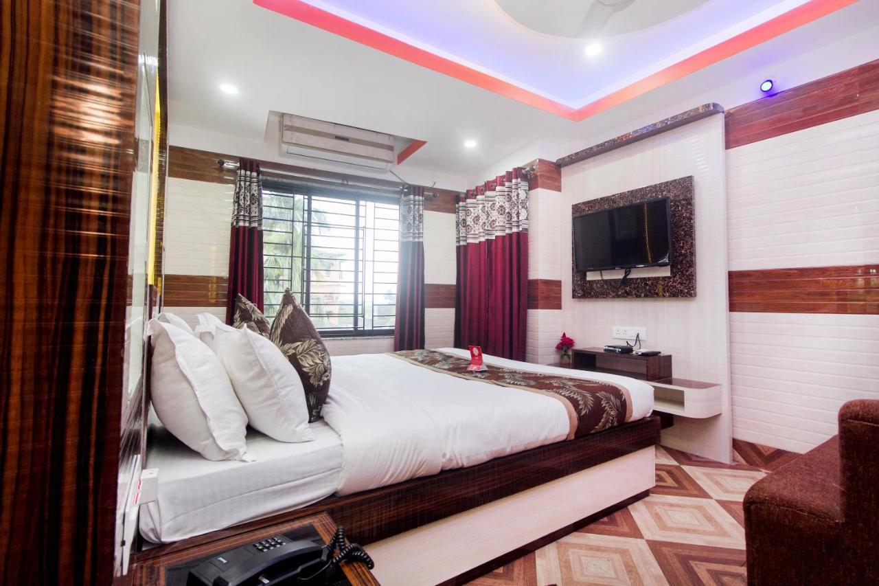 Oyo 16064 Tirupati Lodge Siliguri Luaran gambar